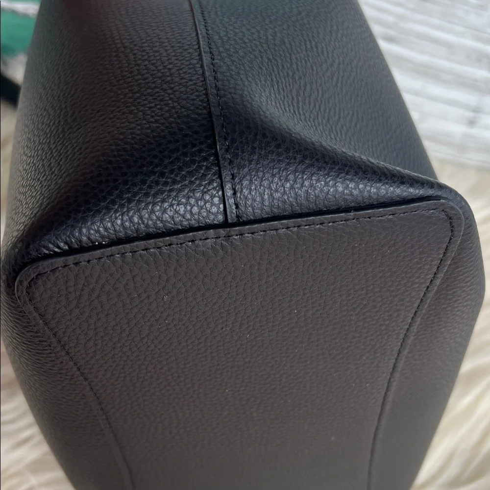 Coach Black Leather Shoulder Bag - Picture 8 of 14